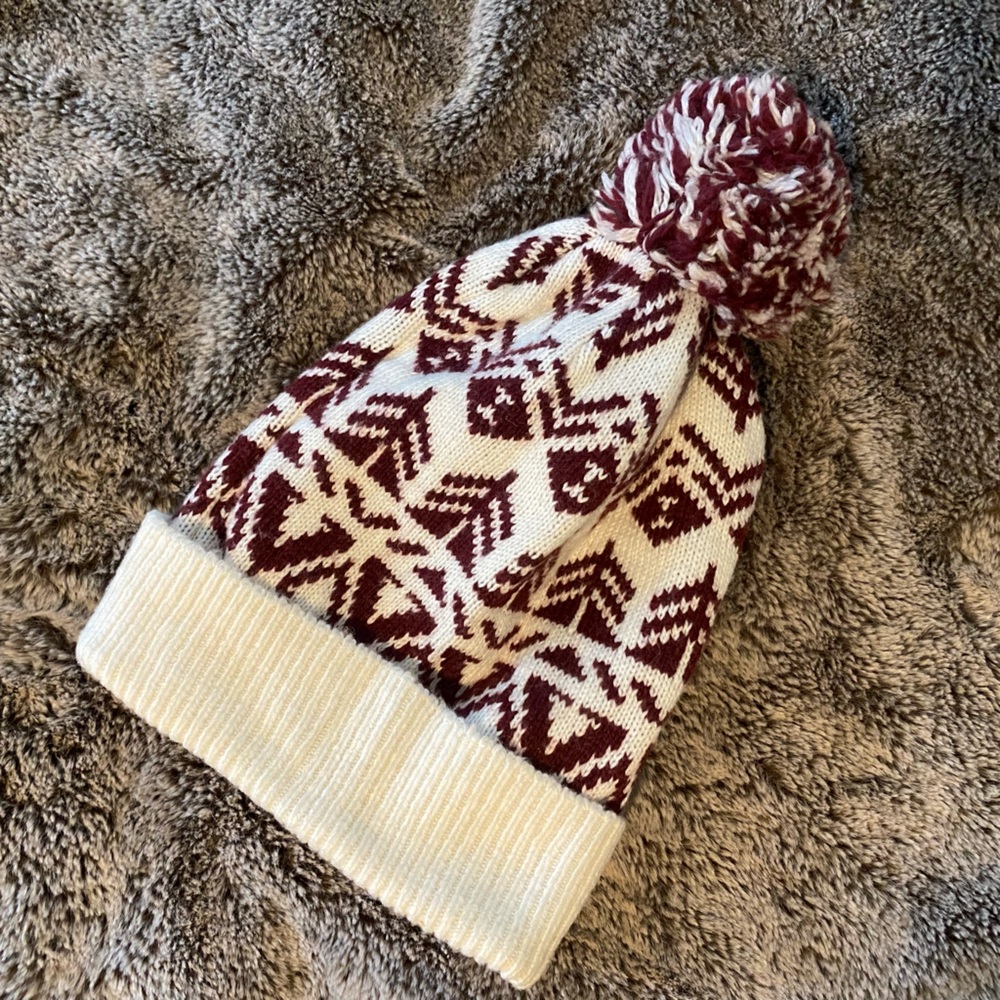 White/Deep Purple Pom-pom Beanie
